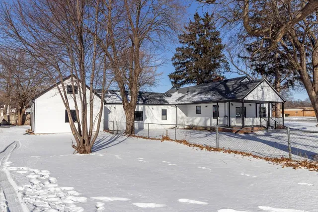 $264,900 | 7604 North 2nd Street, Machesney Park, IL 61115