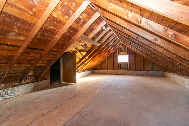 $264,900 | 7604 North 2nd Street, Machesney Park, IL 61115