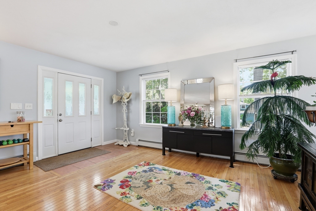 23 Shore Road North Reading, MA 01864 - Photo 10 of 36