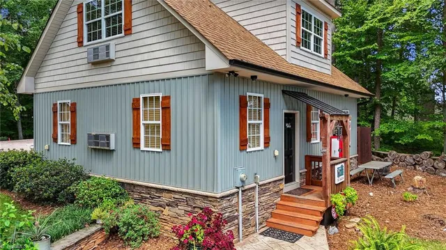 $1,325,000 | 360 Tamarac Shores Drive, Salisbury, NC 28146