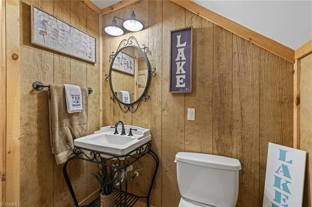 $1,325,000 | 360 Tamarac Shores Drive, Salisbury, NC 28146