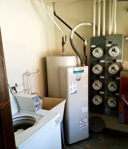 $164,999 | 208 Dunteman Drive, Unit 101, Glendale Heights, IL 60139