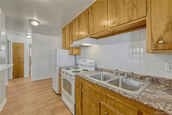 $1,350 | 1680 Yukon Street, Unit 4, Lakewood, CO 80214