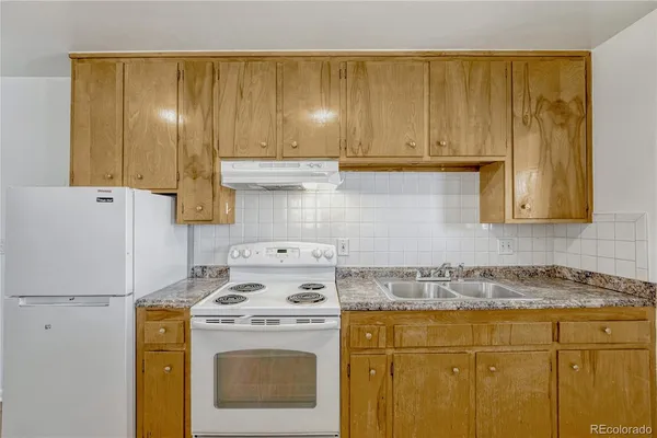 $1,350 | 1680 Yukon Street, Unit 4, Lakewood, CO 80214