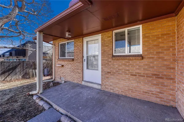 $1,350 | 1680 Yukon Street, Unit 4, Lakewood, CO 80214