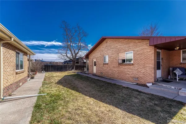 $1,350 | 1680 Yukon Street, Unit 4, Lakewood, CO 80214