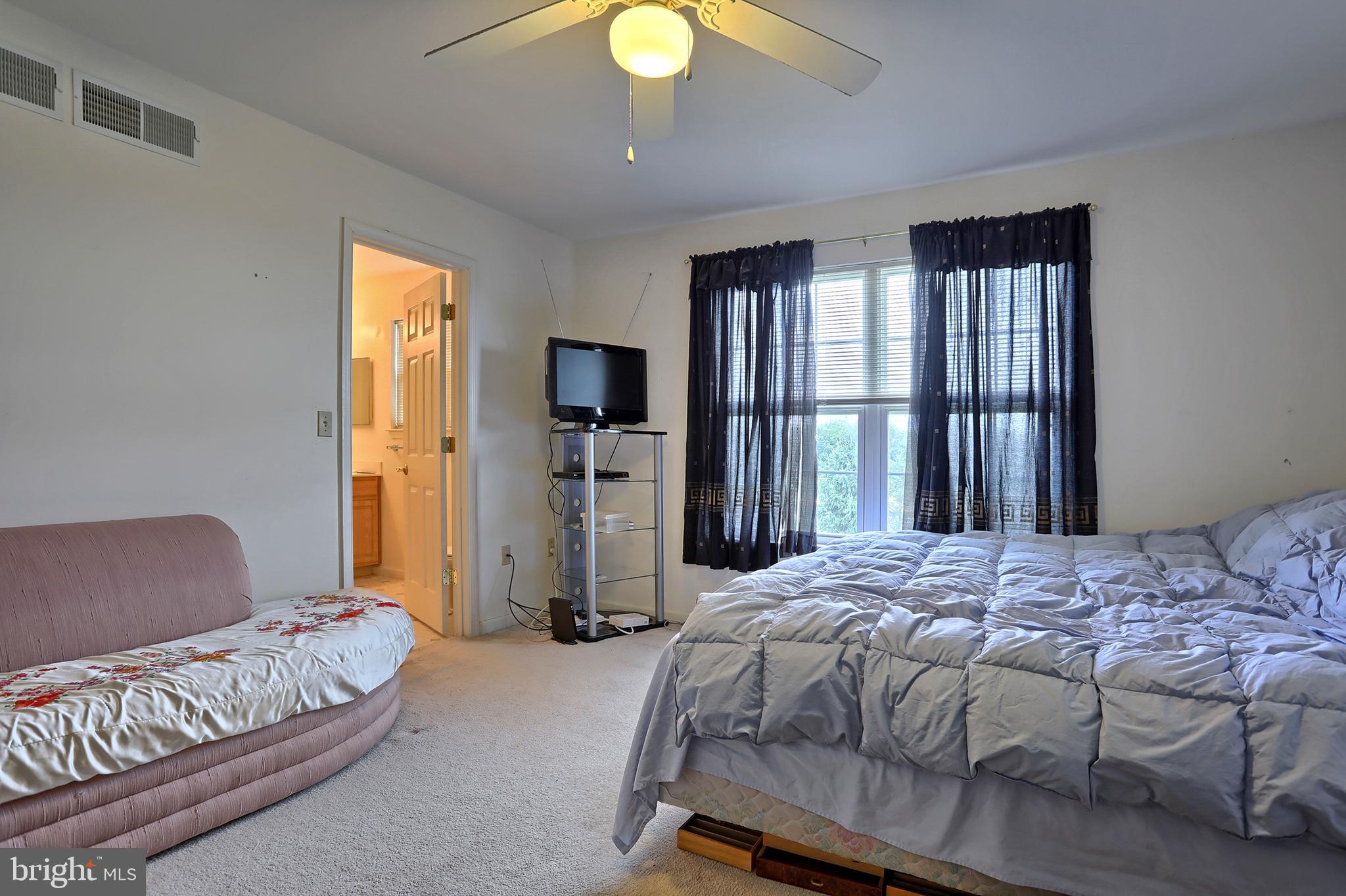 148 Sparrow Road Hummelstown, PA 17036 - Photo 17 of 24 Gallery Image 17