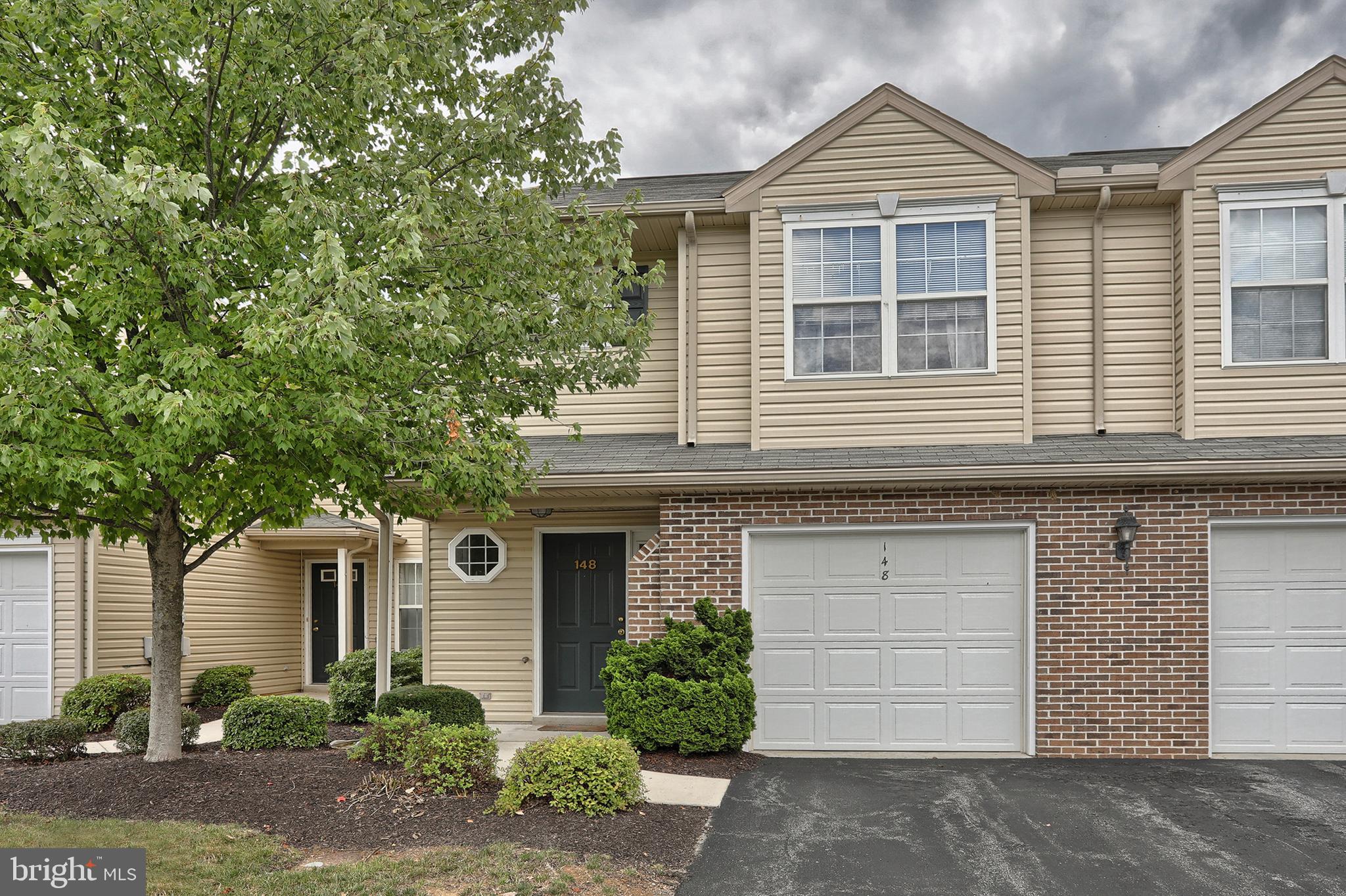 148 Sparrow Road Hummelstown, PA 17036 - Photo 3 of 24 Gallery Image 3