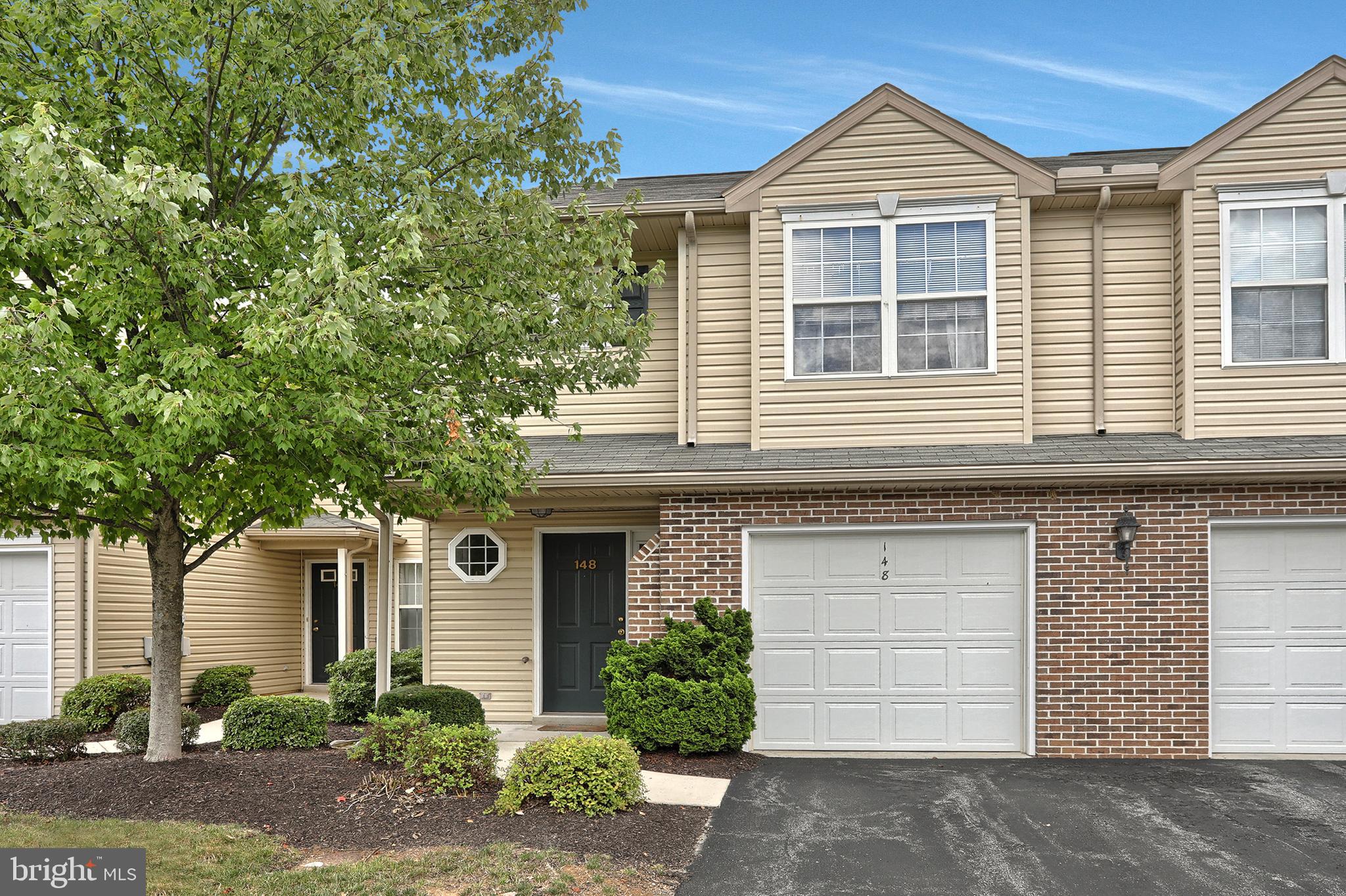 148 Sparrow Road Hummelstown, PA 17036 - Photo 4 of 24 Gallery Image 4