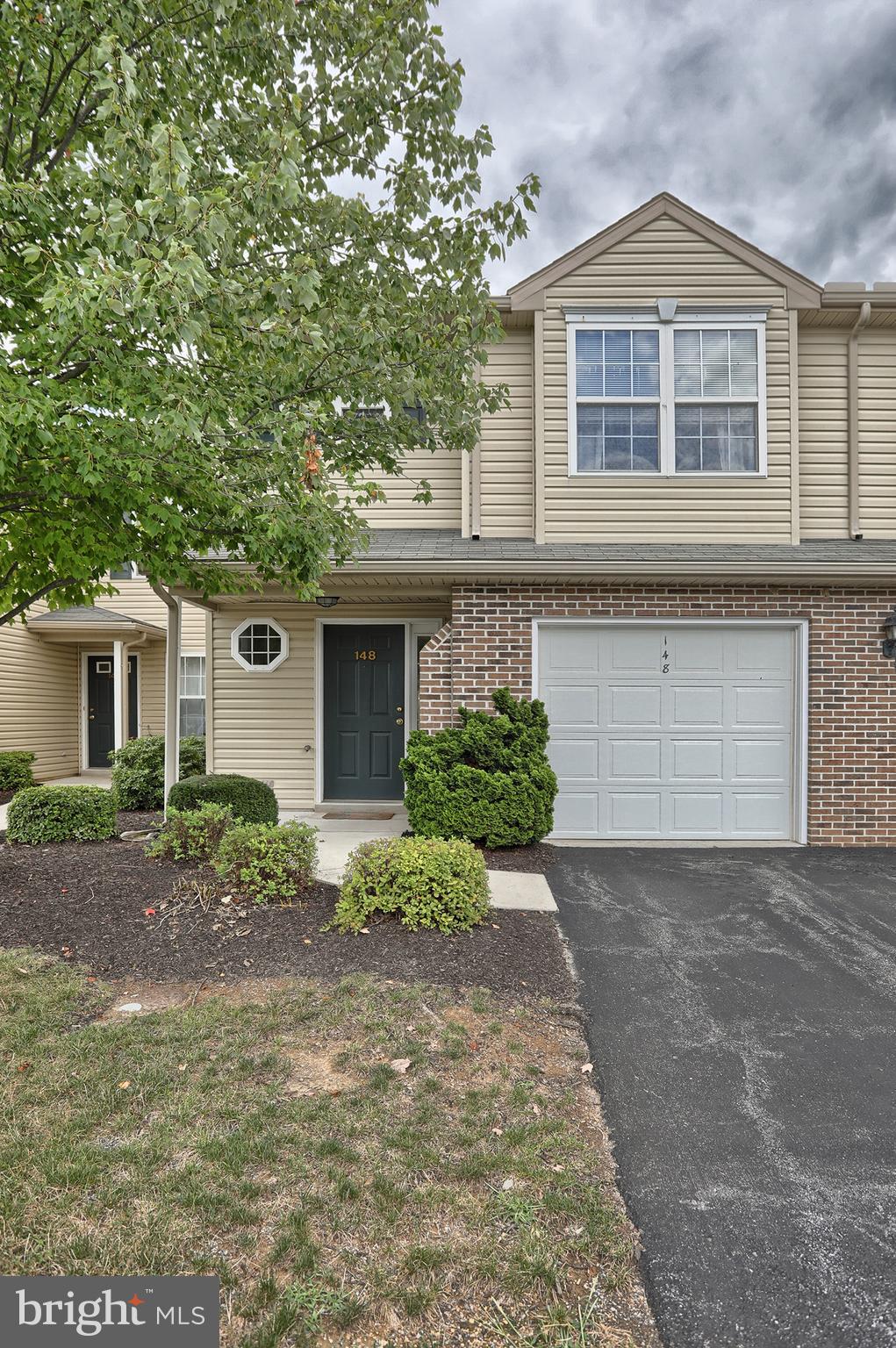148 Sparrow Road Hummelstown, PA 17036 - Photo 5 of 24 Gallery Image 5