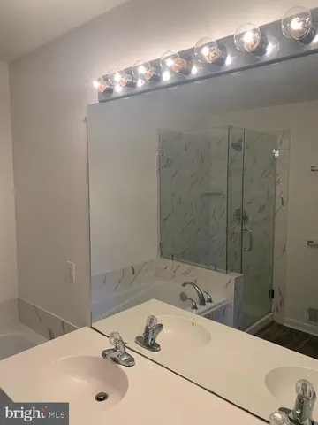 $2,300 | 4120 Vanderbilt Court, Unit 301, Fairfax, VA 22030