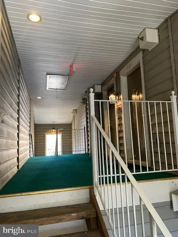 $2,300 | 4120 Vanderbilt Court, Unit 301, Fairfax, VA 22030