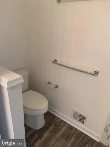 $2,300 | 4120 Vanderbilt Court, Unit 301, Fairfax, VA 22030