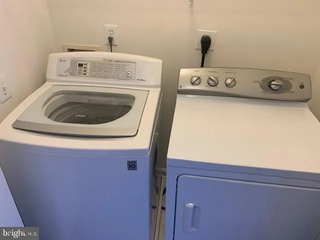 $2,300 | 4120 Vanderbilt Court, Unit 301, Fairfax, VA 22030