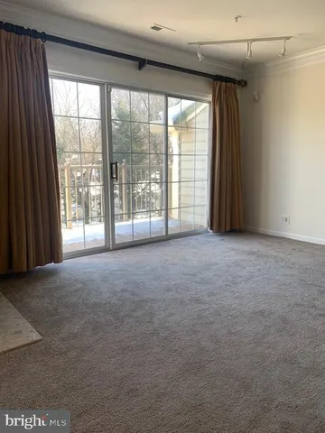 $2,300 | 4120 Vanderbilt Court, Unit 301, Fairfax, VA 22030