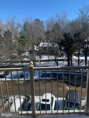 $2,300 | 4120 Vanderbilt Court, Unit 301, Fairfax, VA 22030