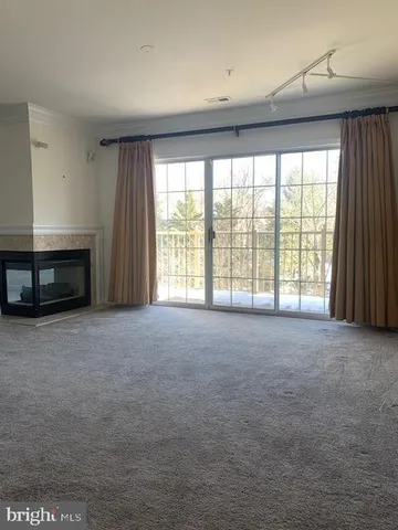 $2,300 | 4120 Vanderbilt Court, Unit 301, Fairfax, VA 22030