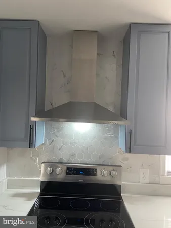 a close view of stove top oven