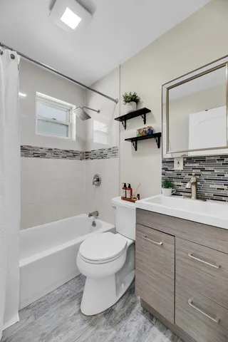 $750,000 | 150-40 114th Road | South Jamaica