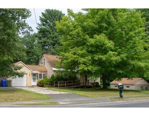 260 County Road Southampton, MA 01073 - Photo 2 of 18 a front view of a house with a garden