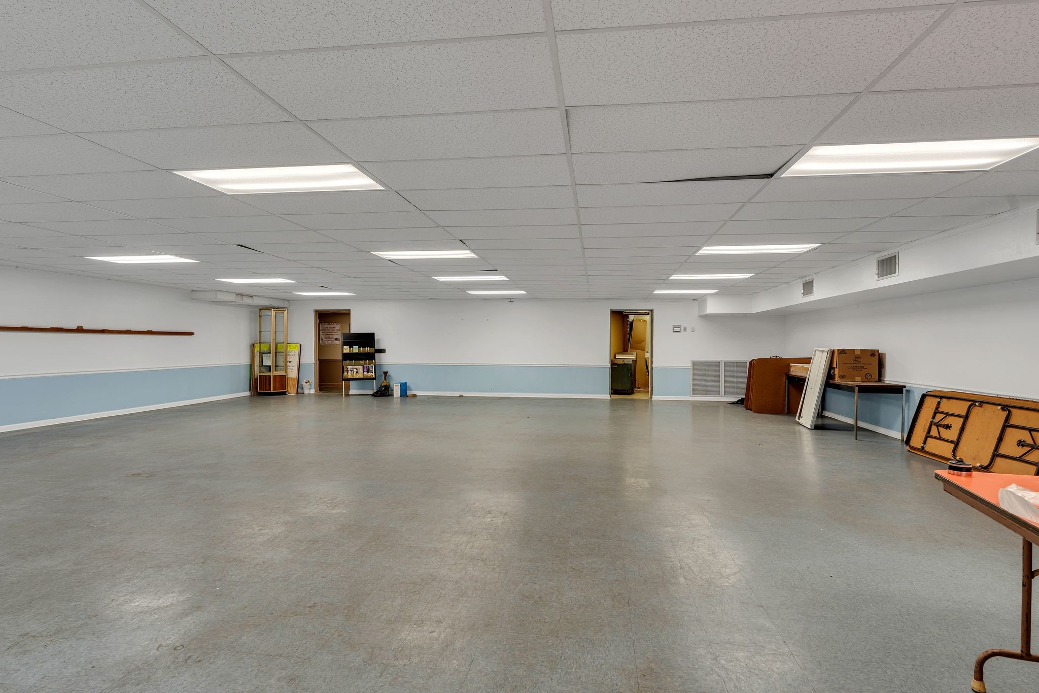 210 Woodruff Street Madison, TN 37115 - Photo 18 of 30 a view of a room with gym equipment