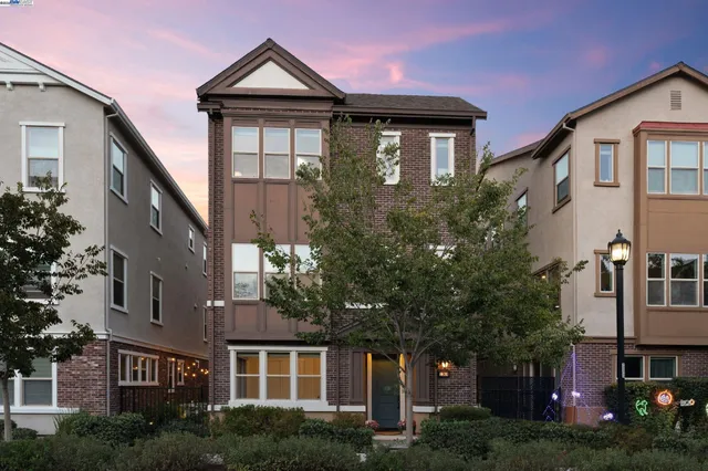 $1,878,000 | 1360 Brookline Loop, Pleasanton, CA 94566