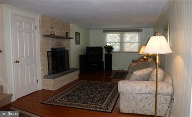 208 Fineview Road Camp Hill, PA 17011 - Photo 10 of 25 Gallery Image 10