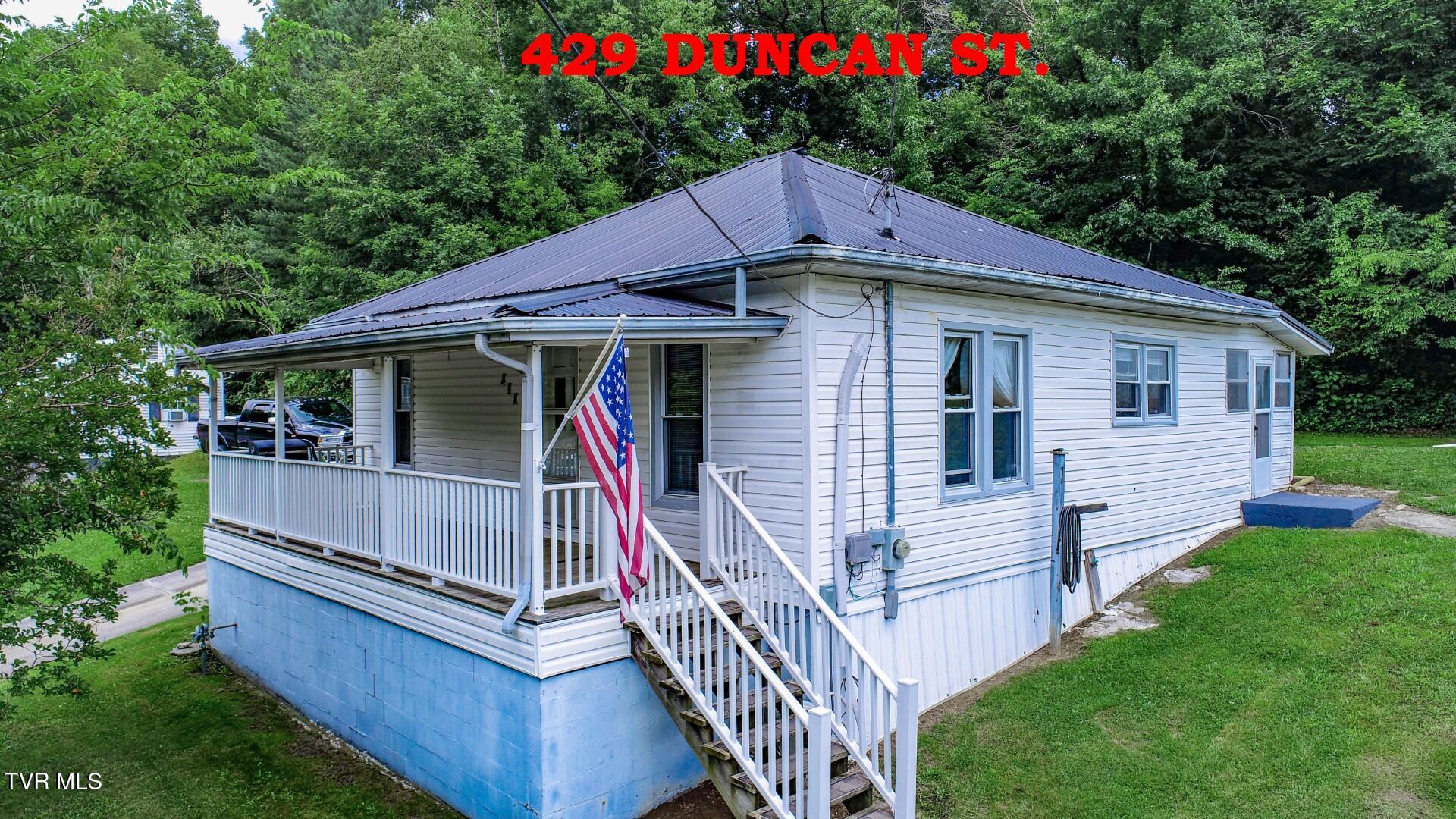421 Duncan Street Newport, TN 37821 - Photo 3 of 56 3ps