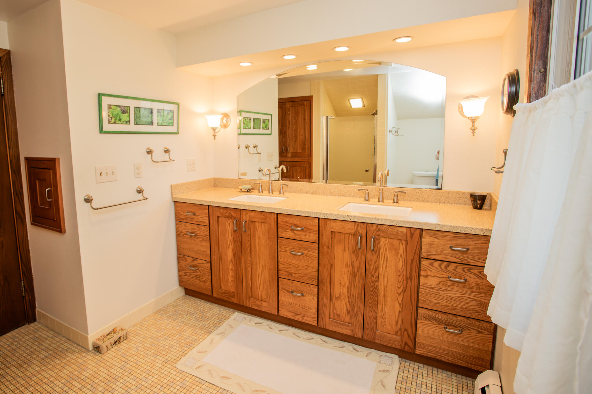 2802 North 6th Street Sheboygan, WI 53083 - Photo 40 of 49 Second Floor Bathroom