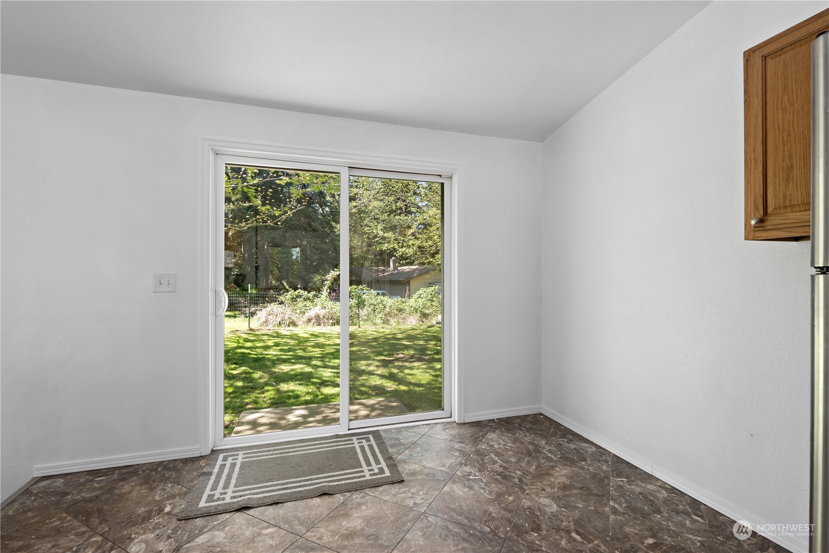 2717 Busby Road Oak Harbor, WA 98277 - Photo 14 of 39 Gallery Image 14