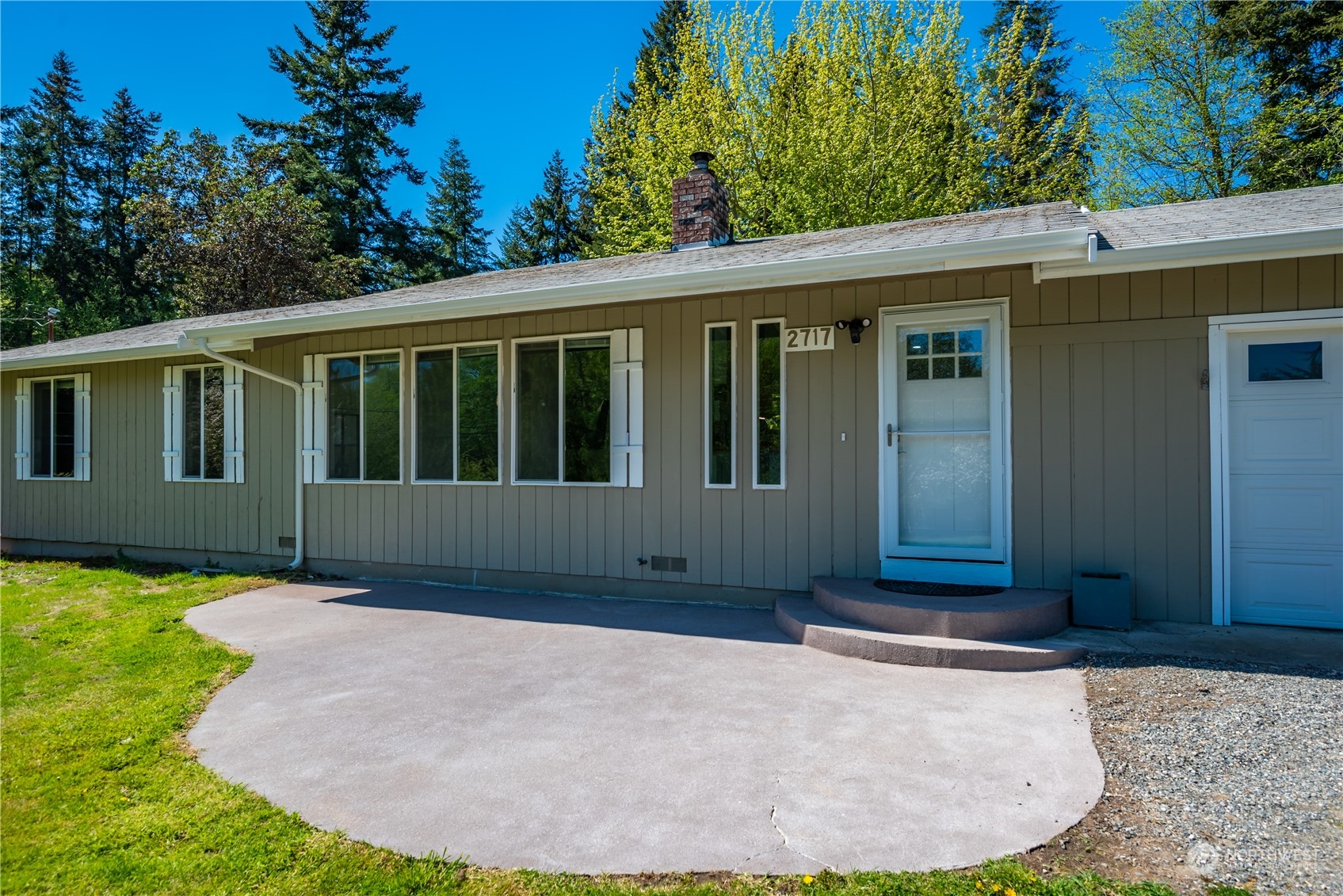 2717 Busby Road Oak Harbor, WA 98277 - Photo 3 of 39 Gallery Image 3