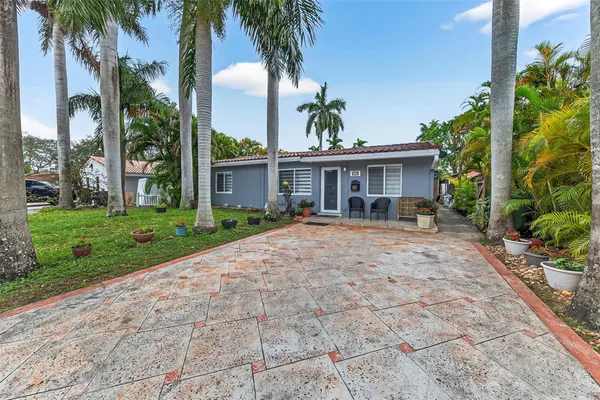 $675,000 | 918 Northeast 4th Street, Hallandale Beach, FL 33009