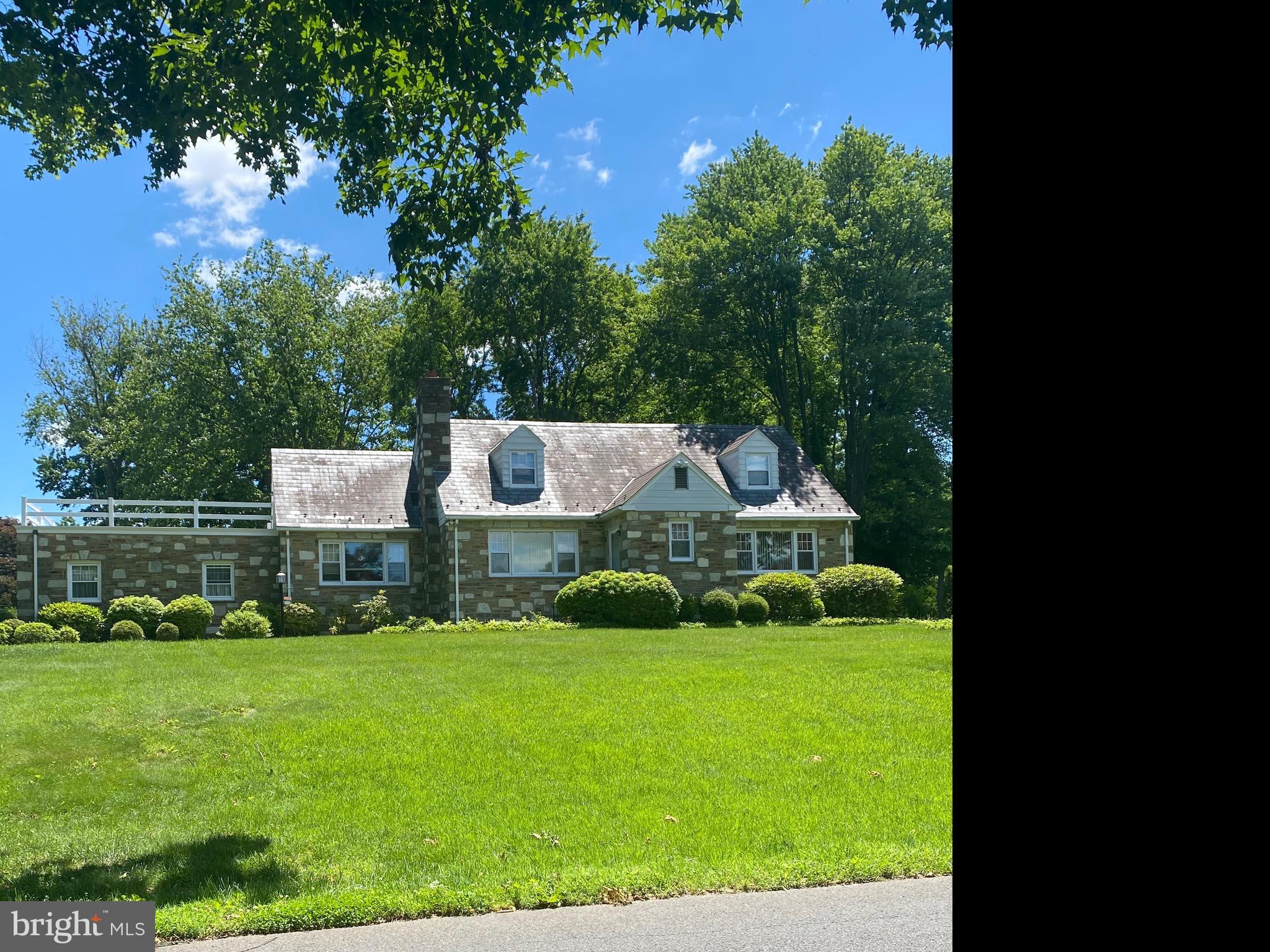 2403 High Road Huntingdon Valley, PA 19006 - Photo 2 of 2