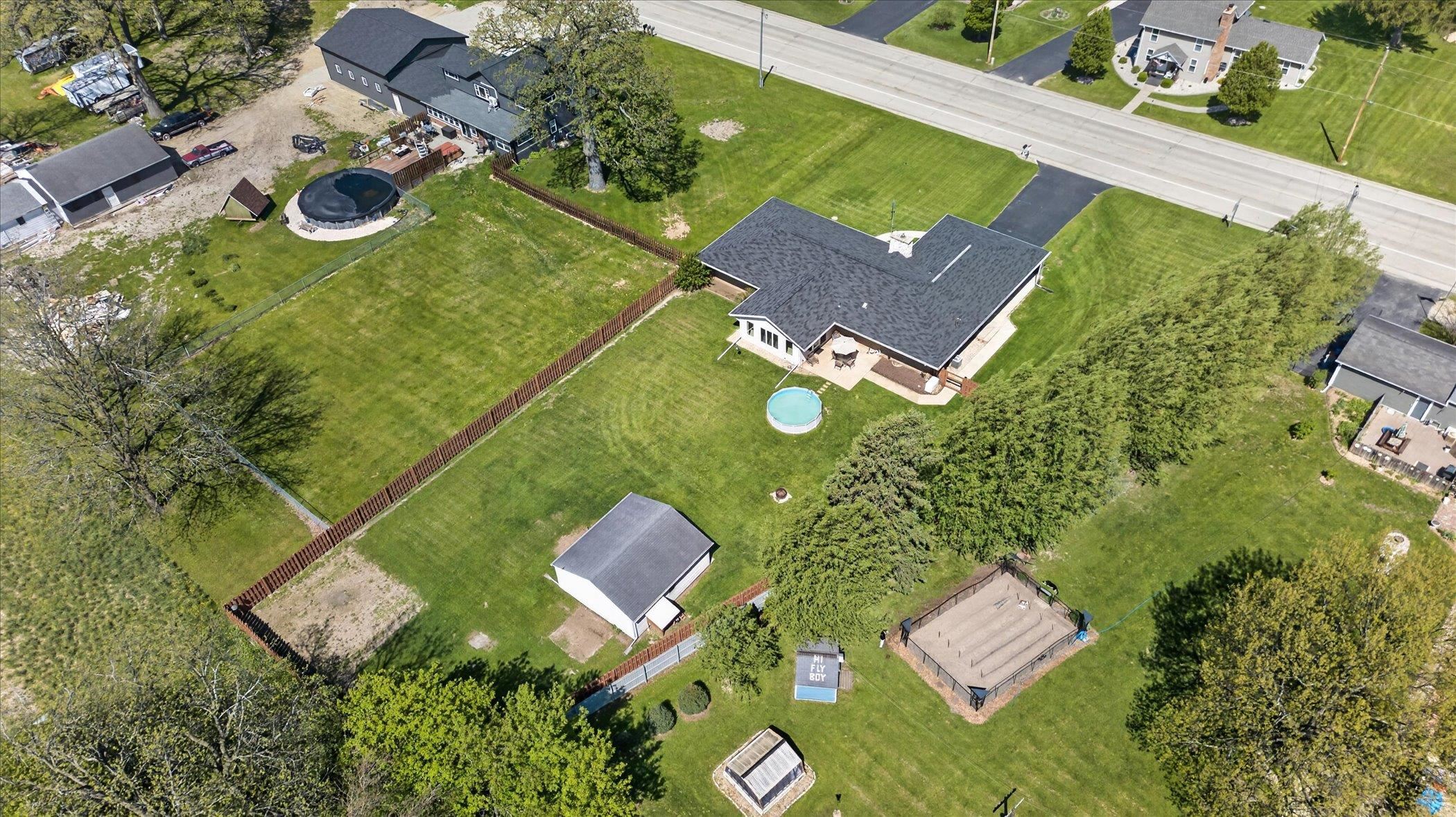 5138 East County Road South Beloit, WI 53511 - Photo 66 of 73