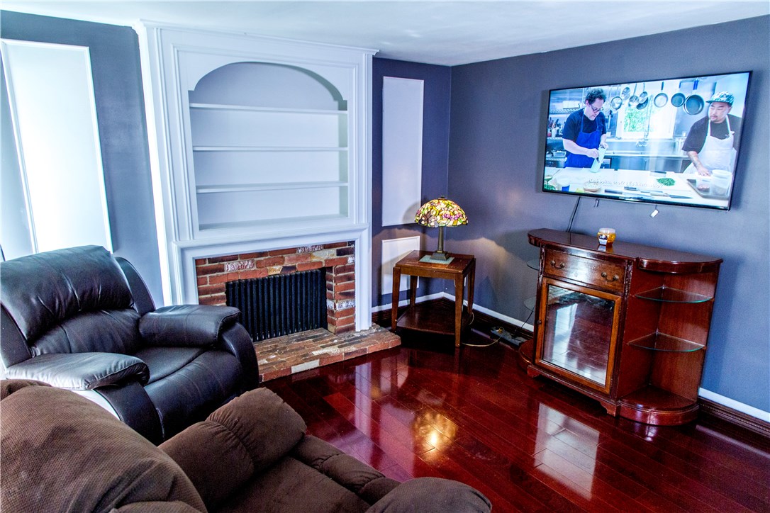 24 Hopeview Street Coventry, RI 02816 - Photo 6 of 23 Gallery Image 6