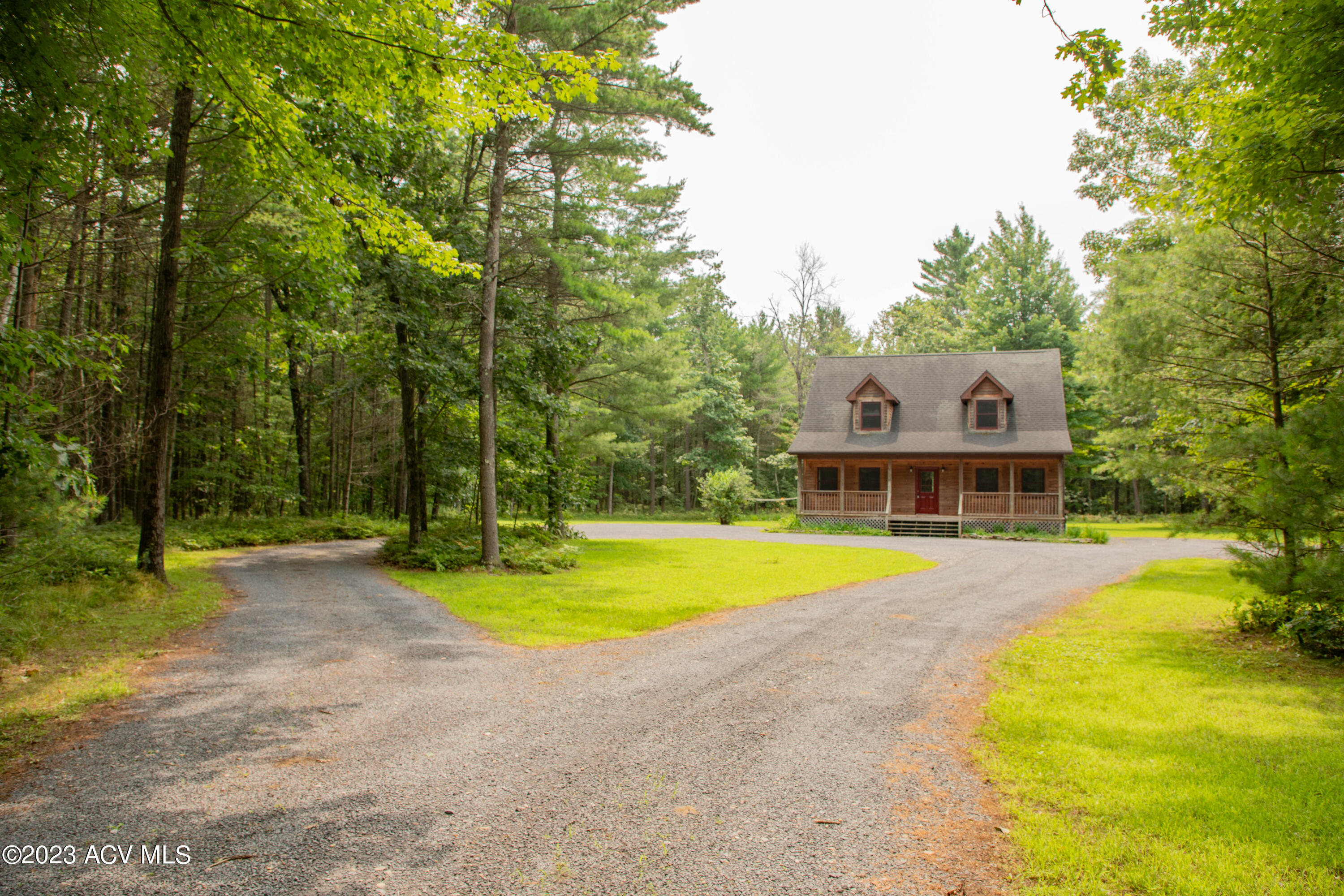 196 Plains Road Peru, NY 12972 - Photo 1 of 74 Gallery Image 1