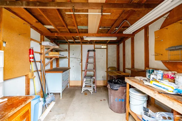 a view of a storage & utility room
