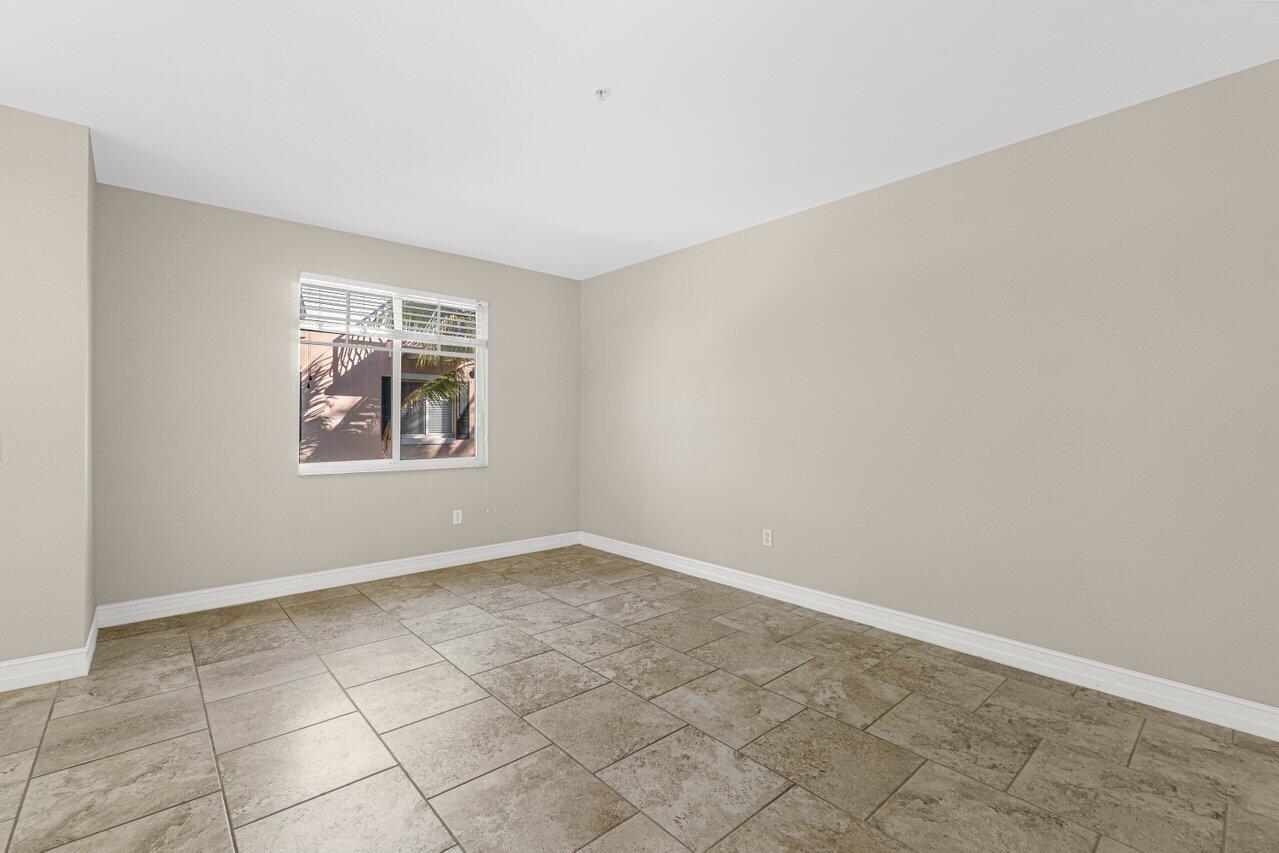3639 Northwest 5th Terrace Boca Raton, FL 33431 - Photo 12 of 29 012-3639Northwest5thTerrace-BocaRaton-FL