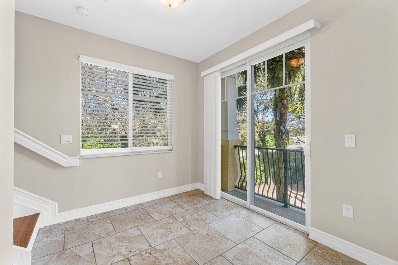 3639 Northwest 5th Terrace Boca Raton, FL 33431 - Photo 14 of 29 014-3639Northwest5thTerrace-BocaRaton-FL