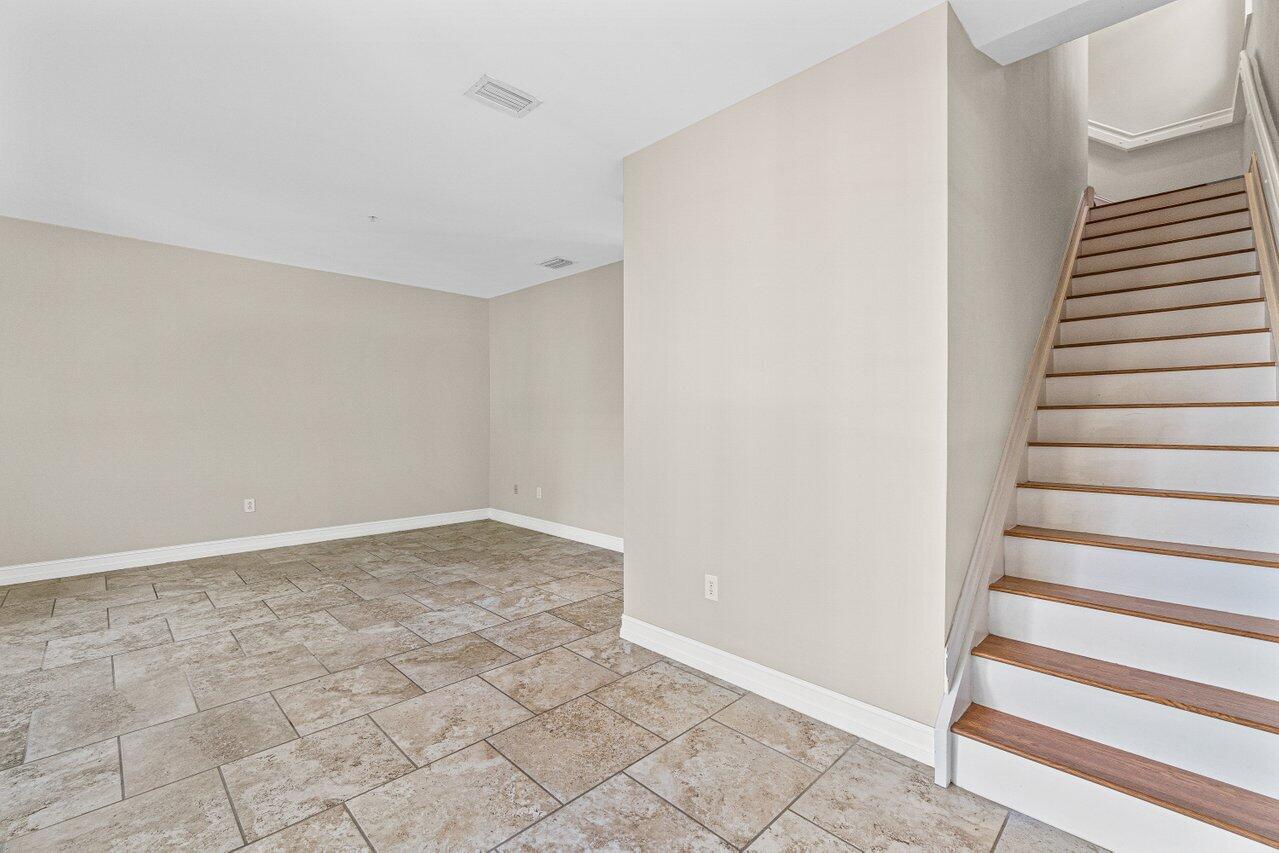 3639 Northwest 5th Terrace Boca Raton, FL 33431 - Photo 15 of 29 015-3639Northwest5thTerrace-BocaRaton-FL