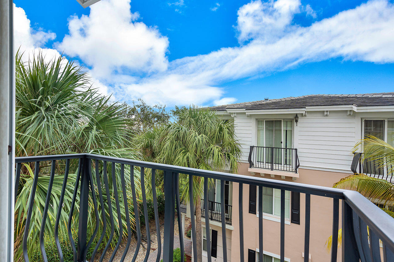 3639 Northwest 5th Terrace Boca Raton, FL 33431 - Photo 24 of 29 025-3639NW5thTer-BocaRaton-FL-small