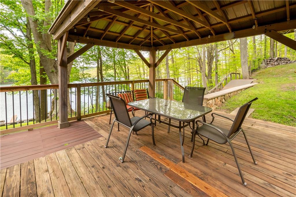 750 Lake Road Addison, PA 15411 - Photo 12 of 50