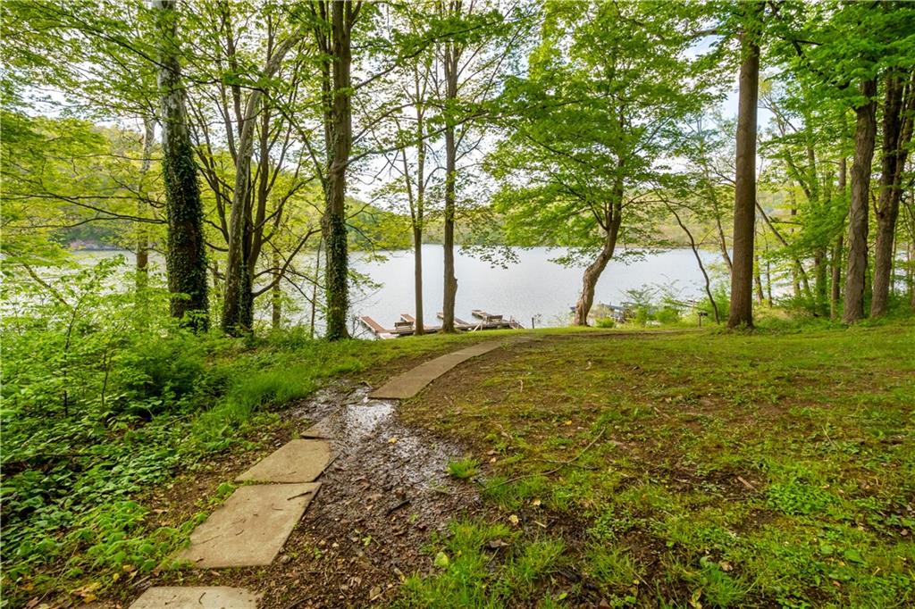 750 Lake Road Addison, PA 15411 - Photo 15 of 50