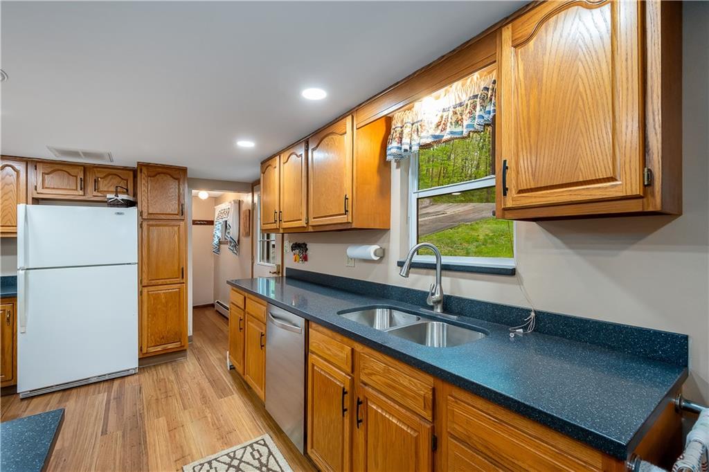 750 Lake Road Addison, PA 15411 - Photo 37 of 50