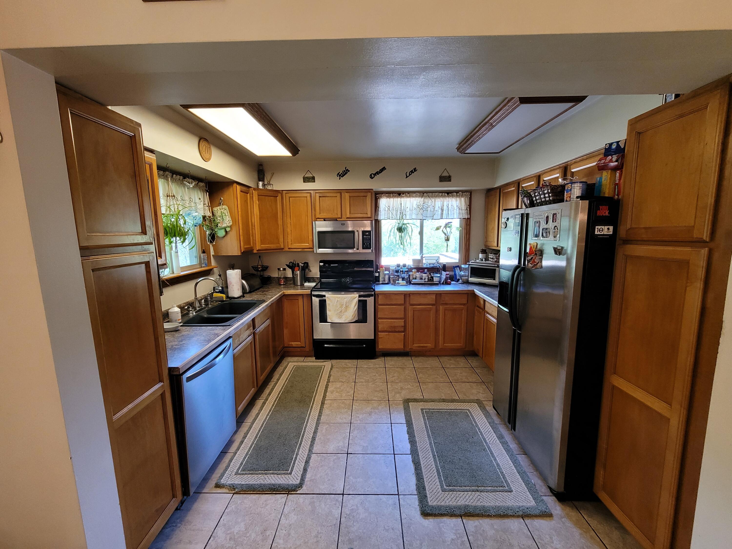 8575 Dixon Road Rives Junction, MI 49277 - Photo 3 of 38 20210831_113214