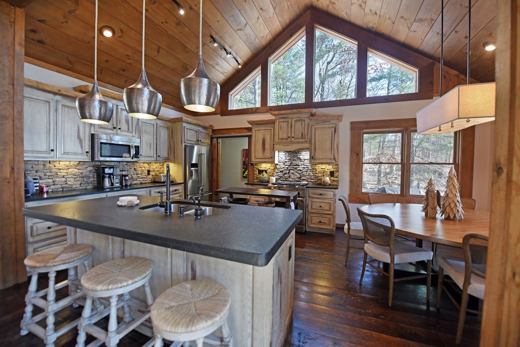45 Horse Point Blue Ridge, GA 30513 - Photo 14 of 71
