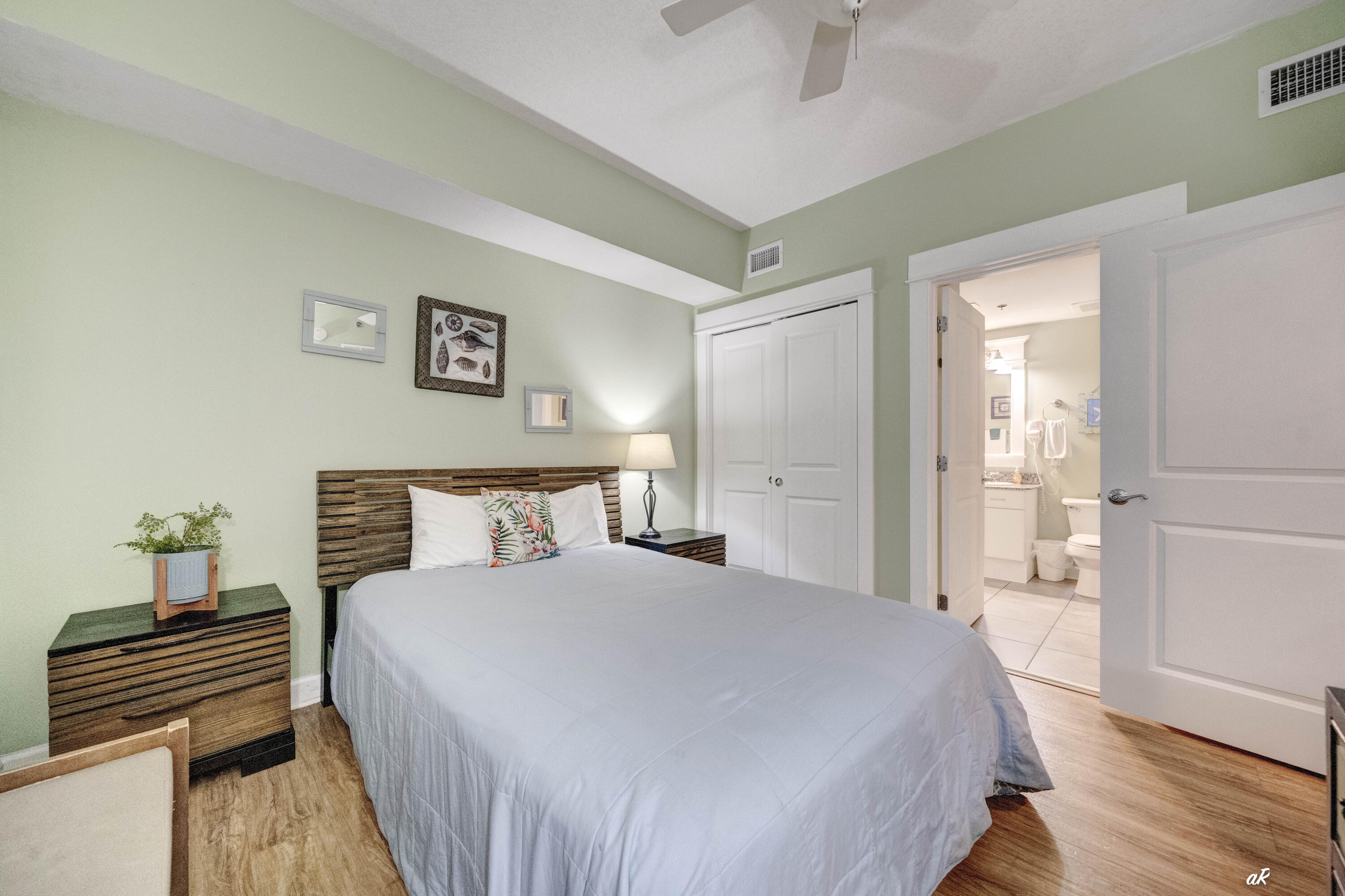 11807 Front Beach Road, Unit 1605 Panama City Beach, FL 32407 - Photo 28 of 53 Bedroom 2b