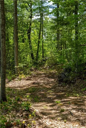$895,000 | 13 Dew Road, Barkhamsted, CT 06063