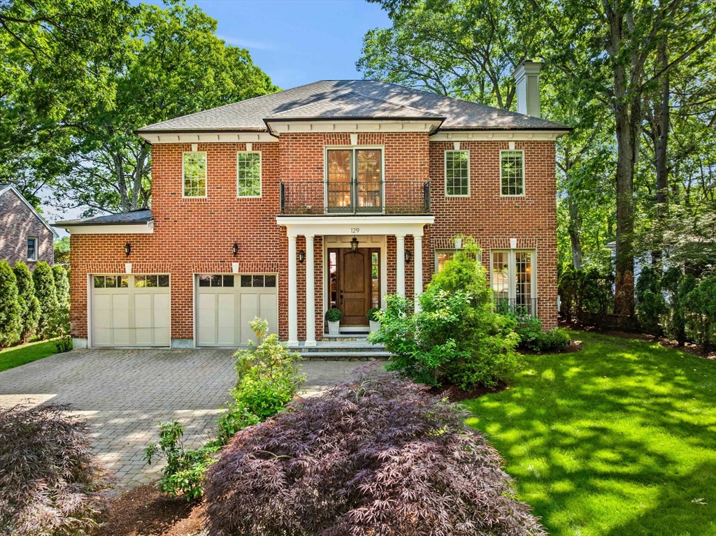 129 Rangeley Road Brookline, MA 02467 - Photo 2 of 36
