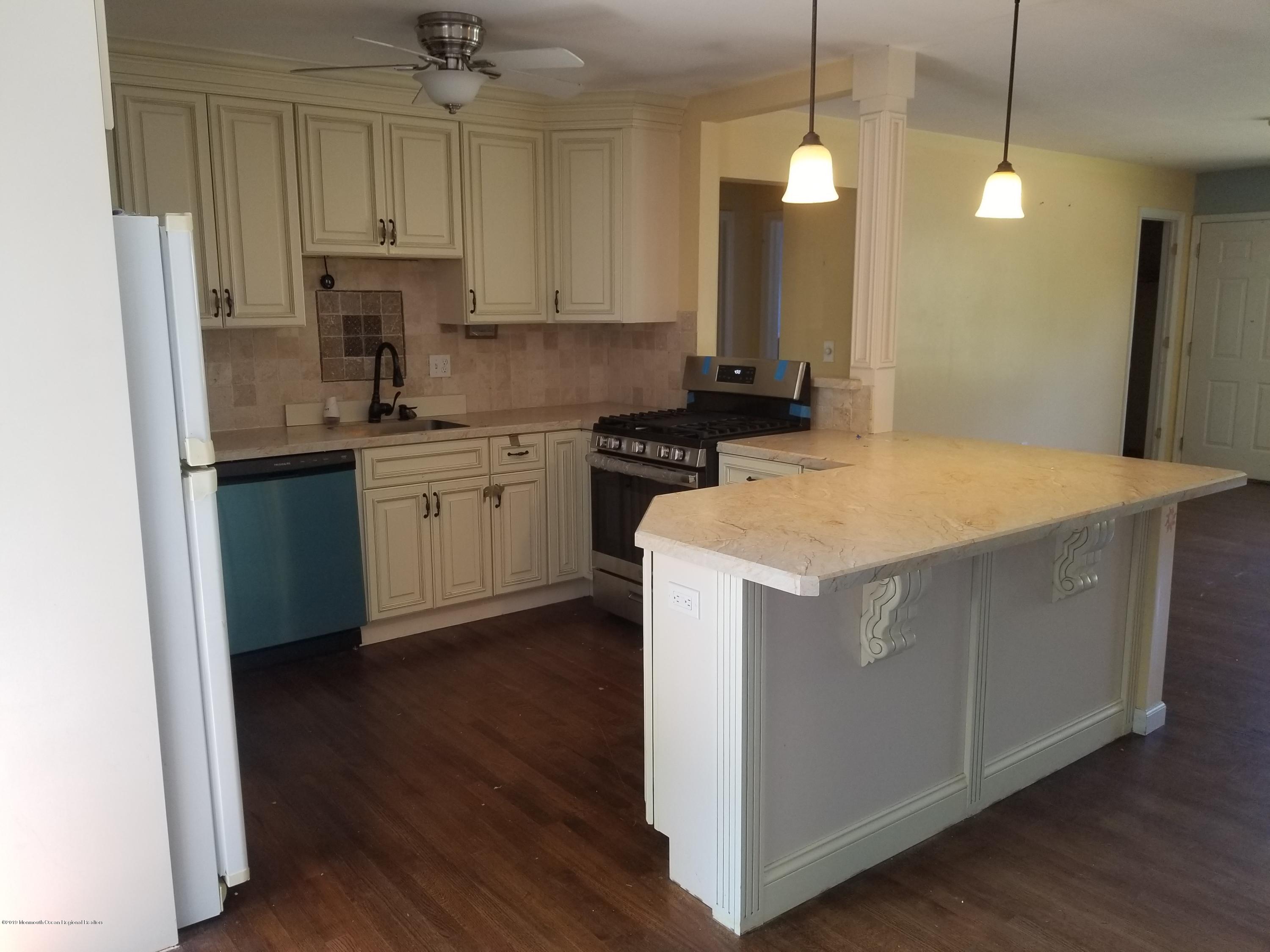28 Leone Road Toms River, NJ 08755 - Photo 2 of 17 20190502_134704